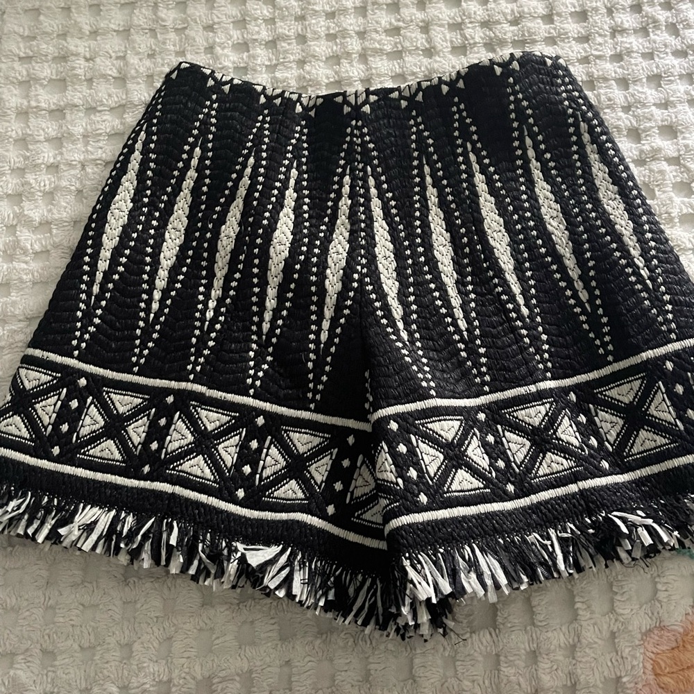 Tory Burch Sevora Jacquard Fringed Shorts Size 0 EUC $298 MSRP